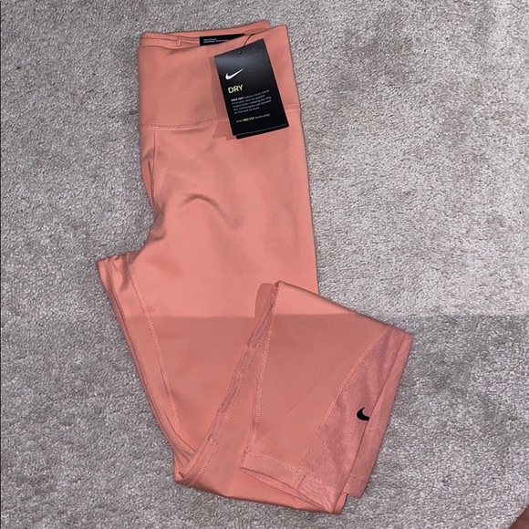 nike performance one tight